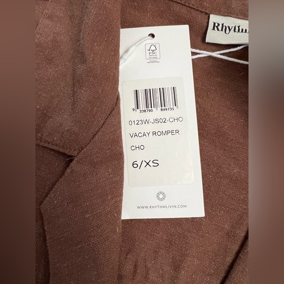 Rhythm Brown Short Sleeve Vacay Romper NWT - Picture 10 of 13